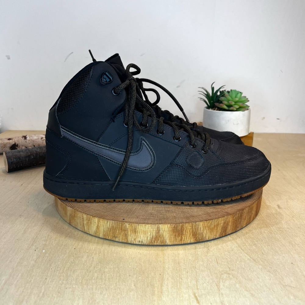 Nike Men's Black High-Top Sneakers
